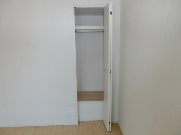 エスペランサ中仁野Ⅲの物件内観写真